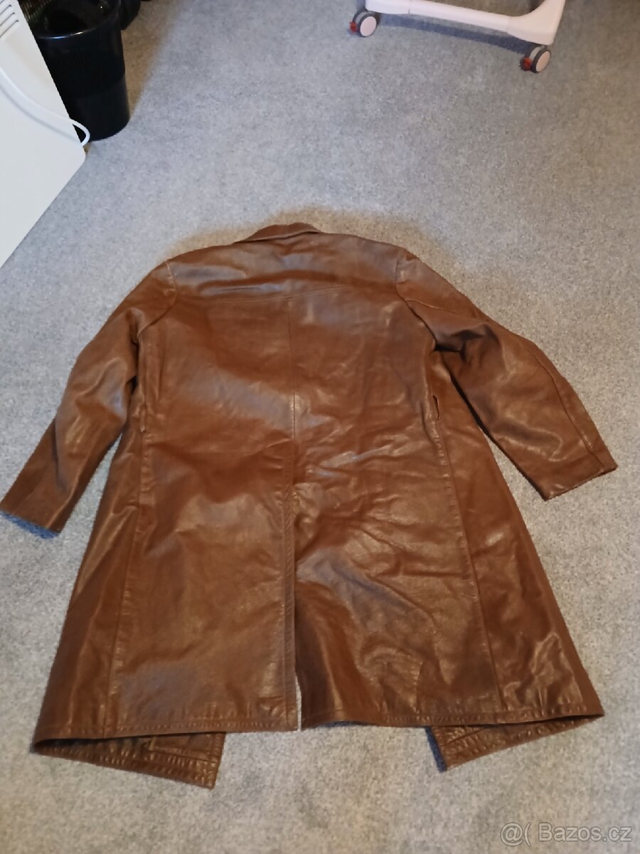 Kožená vesta a kabát. - 5