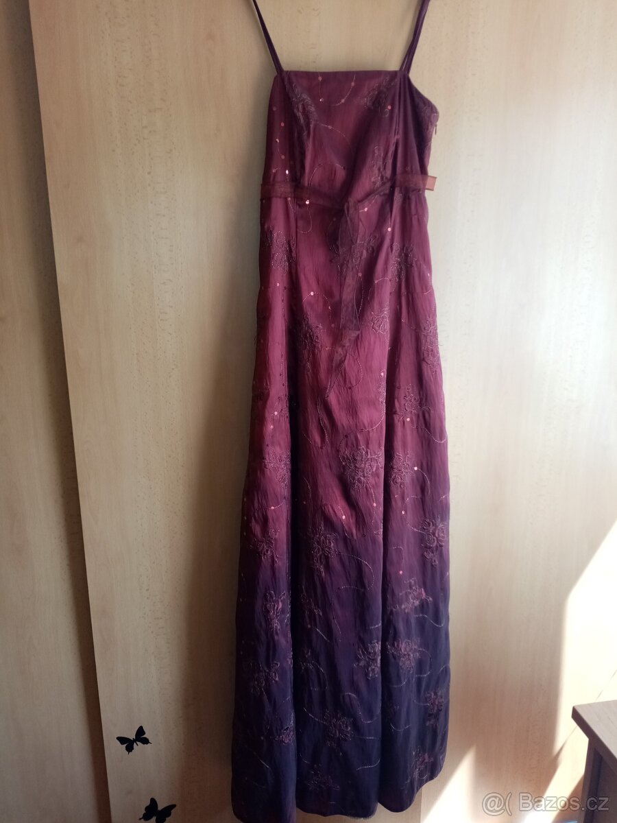 Společenské šaty - 3 kusy - 5