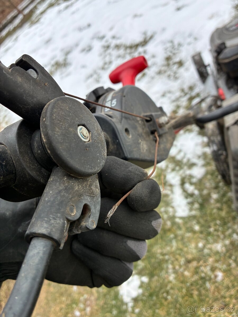 Benzinová sekačka s pojezdem - 5