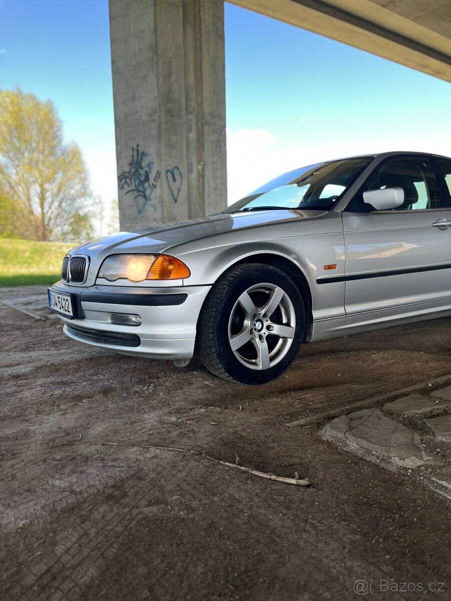 BMW E46 323i 1998 - 5