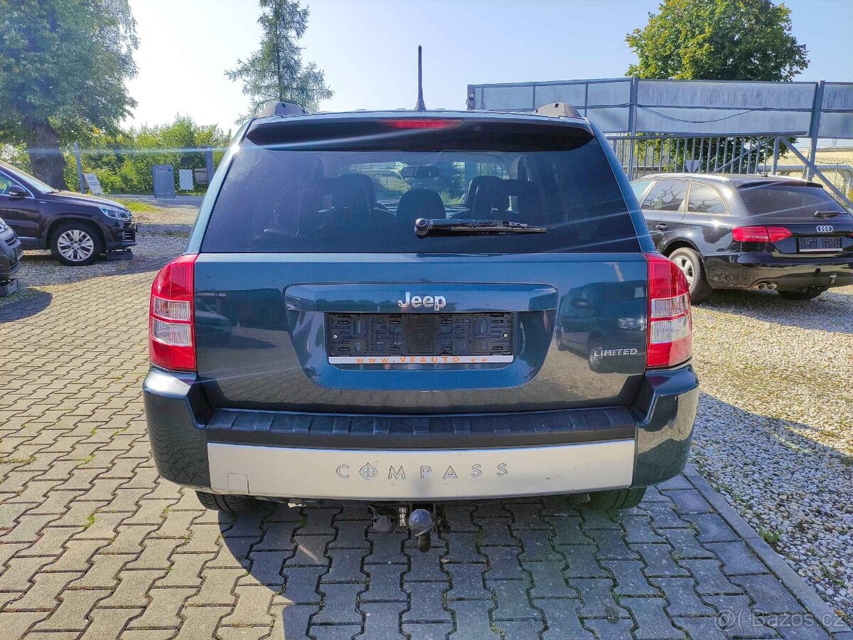 JEEP COMPASS 2.4i VVT LIMITED,4x4,TAŽNÝ,ALU,KLIMATIZACE - 5