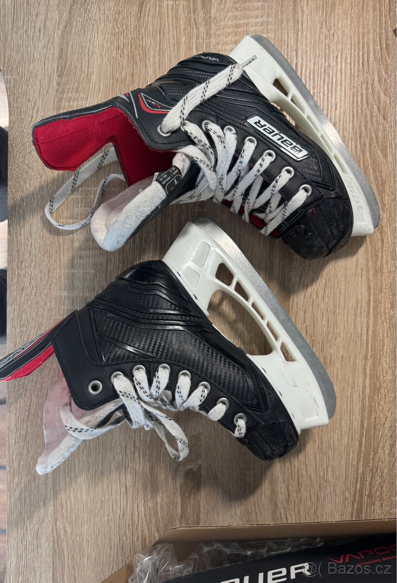 Dětské hokejové brusle Bauer Vapor X300 ve velikosti 1-33,5e - 5