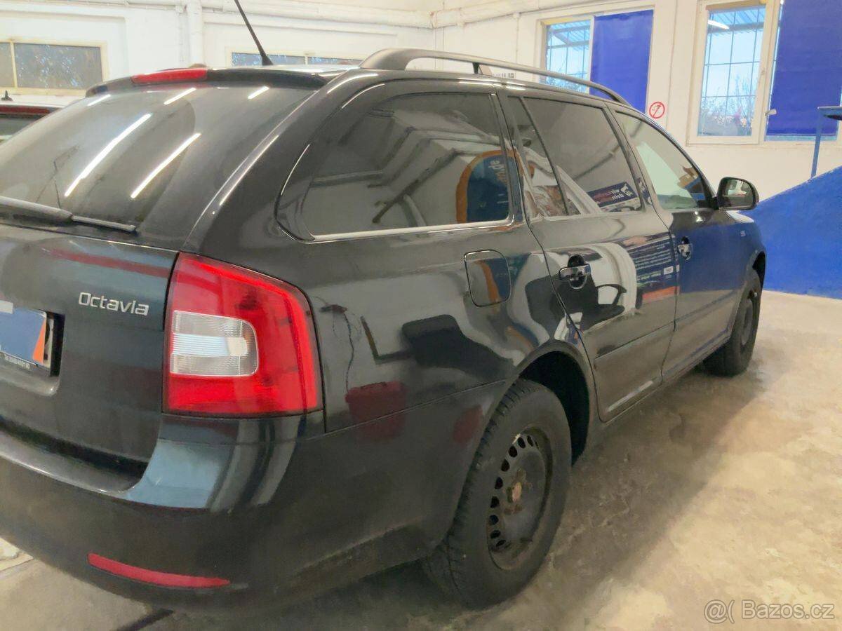 Škoda Octavia 2.0 TDI 103kW,1.Majitel,Xenon,Family - 5