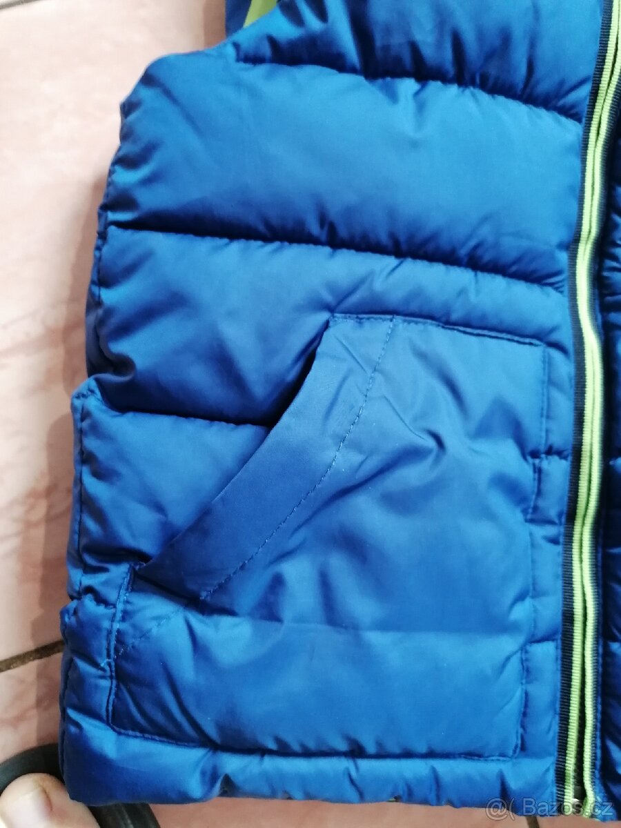 Chl. Zimní vesta vel. 116 zn. Zara - 5