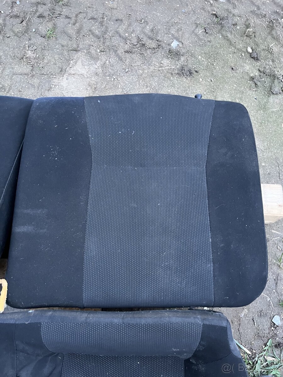 Zadní sedačky Toyota Celica T23 7g 1999-2006 - 5