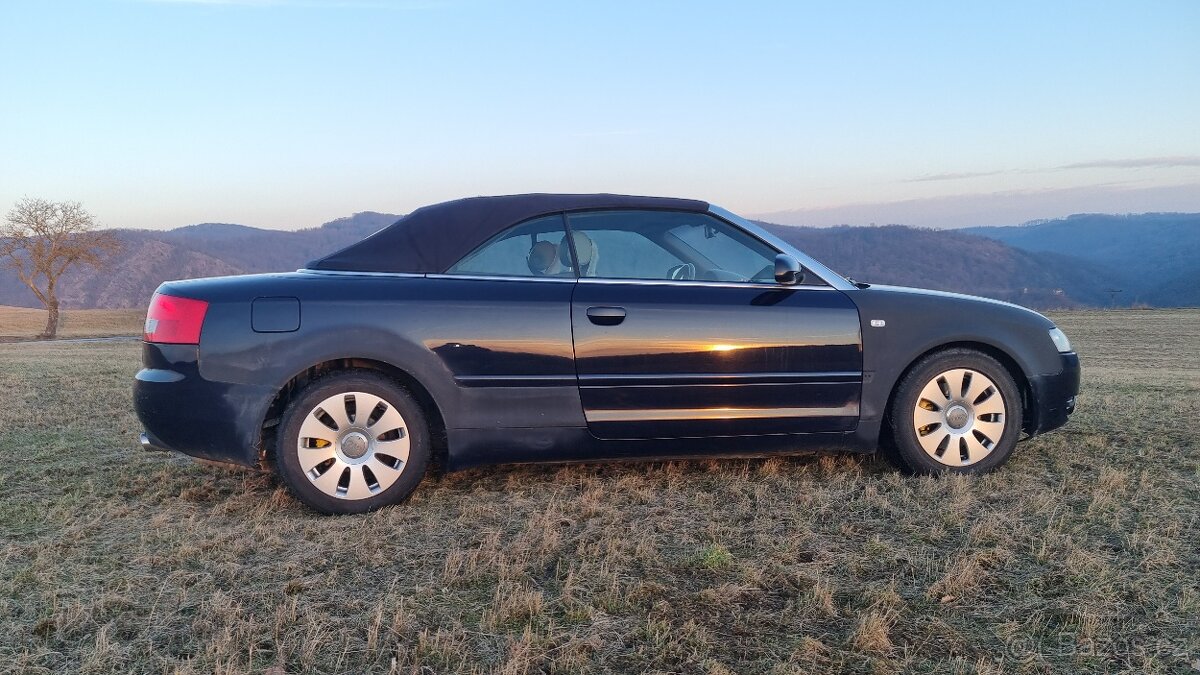 Audi A4 cabrio 2.4 V6 - 5