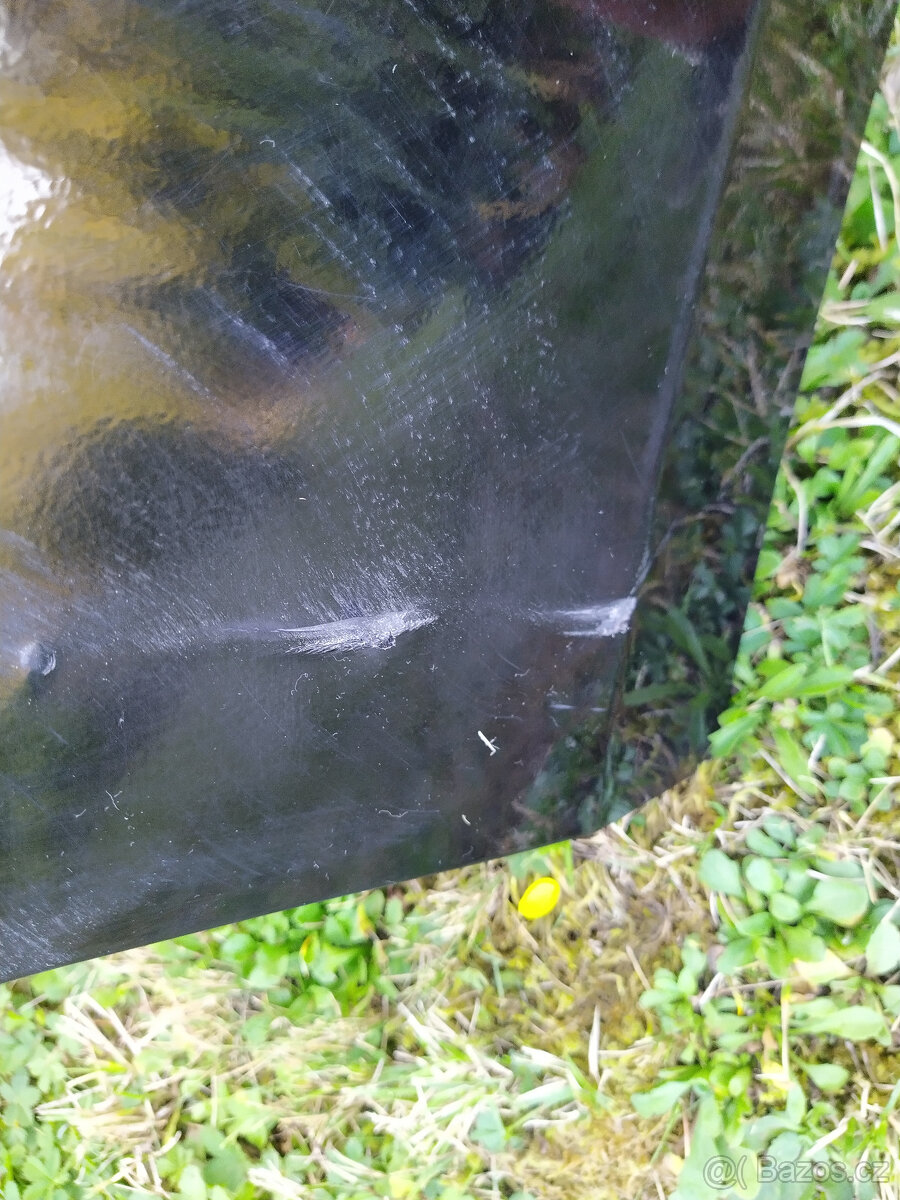 Zadní originální nárazník Kia Carens - 5