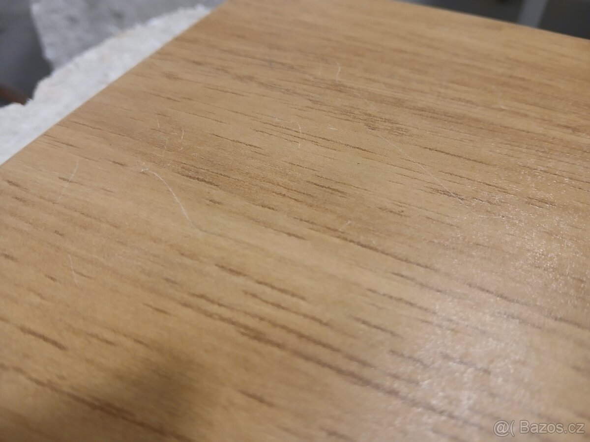 Levitující police - 5