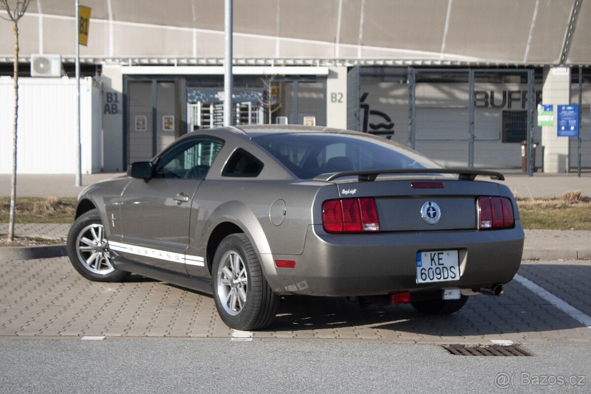 Ford Mustang 155kW (2004) V6 - 5