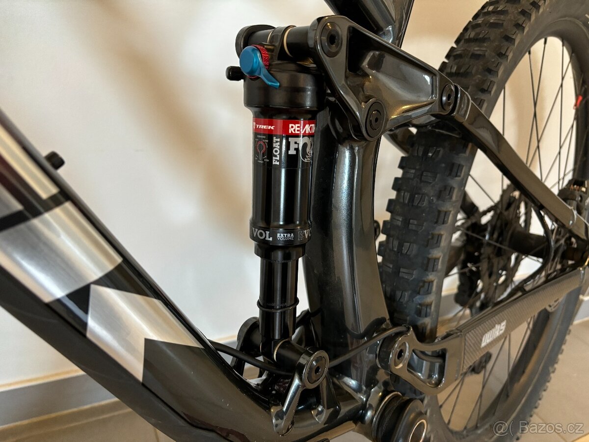 TREK FUEL-EX 8 - 5