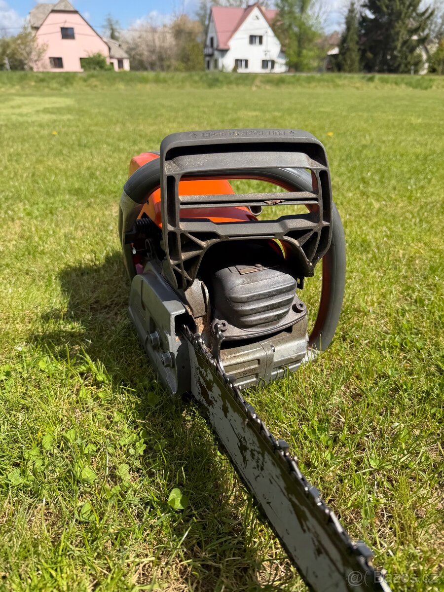 Motorová pila 572XP - 5