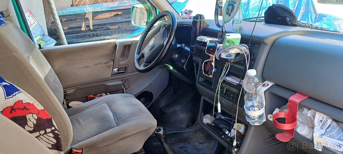 Vw Caravelle T4 r.v.2002 - - 5