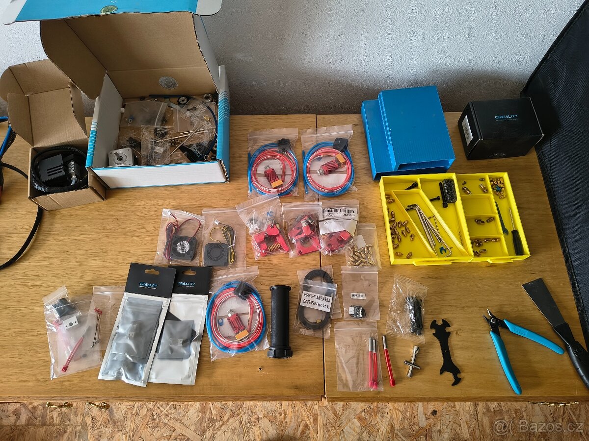 3D tiskárna Creality Ender + druhá na díly + box + nové náhr - 5