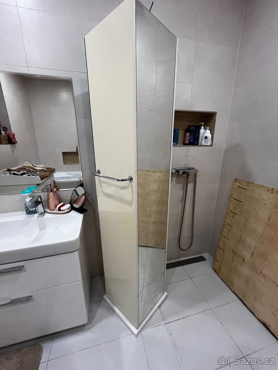 Koupelnová skříňka, zrcadlo do koupelny, věšák - 5