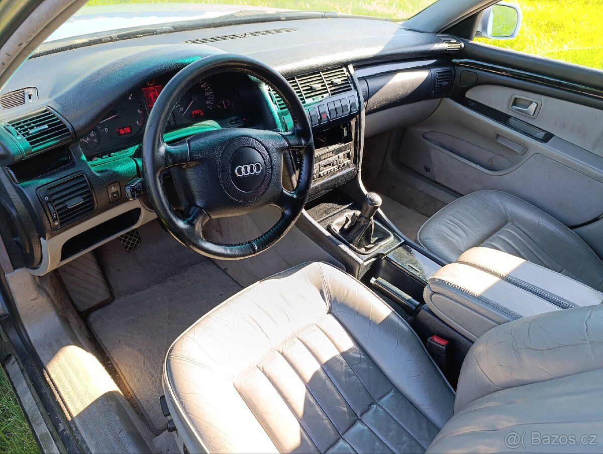 Prodám Audi A8 2.5 TDI 110 KW manuál 6Q - 5