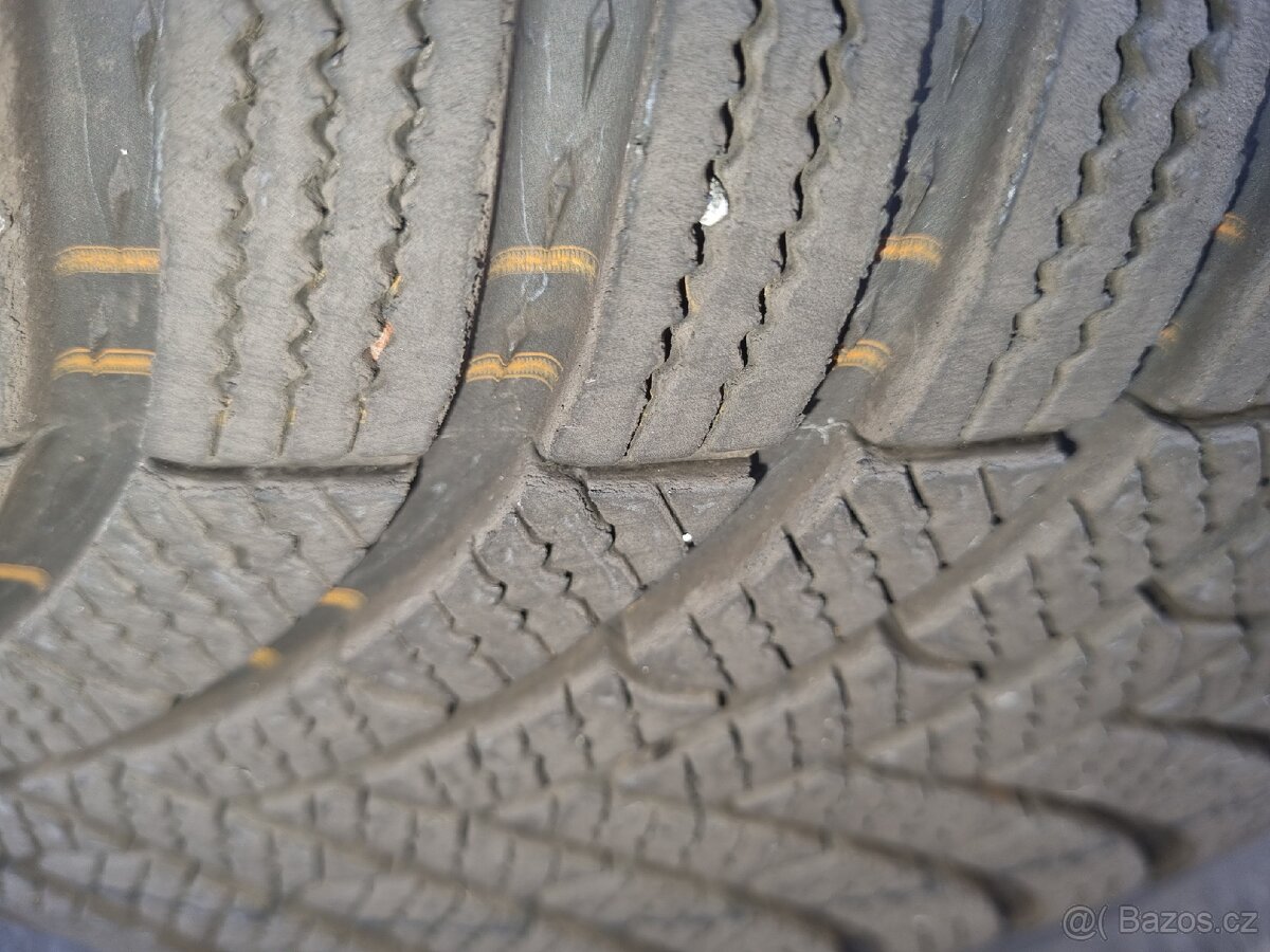 Prodám kompletní sadu zimních kol. - 5