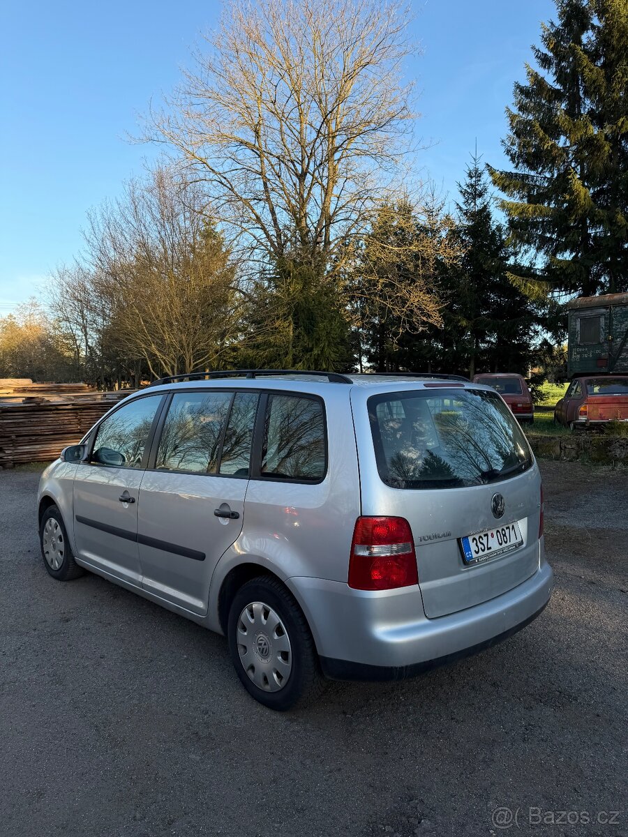 Volkswagen touran - 5