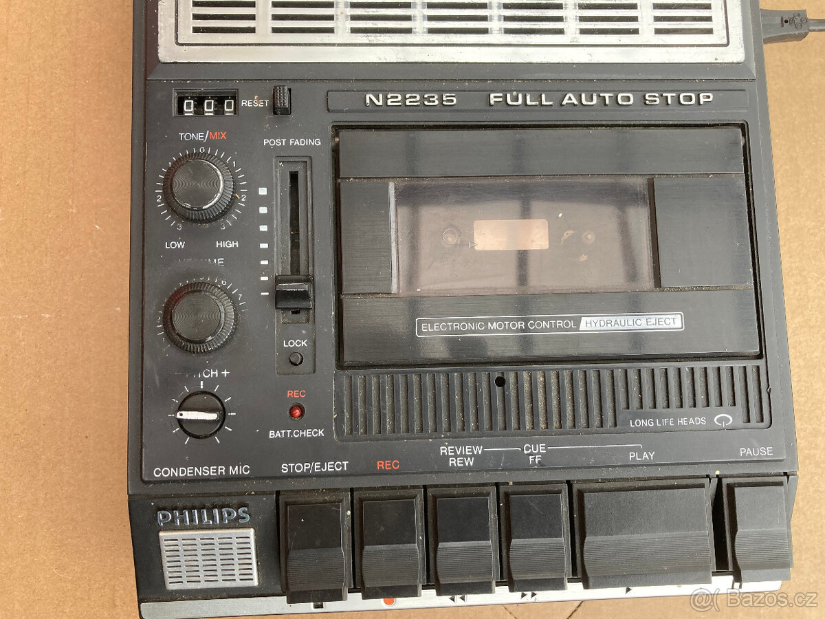 Magnetofon kazetový přenosný PHILIPS N 2235 za 1.000 kč - 5