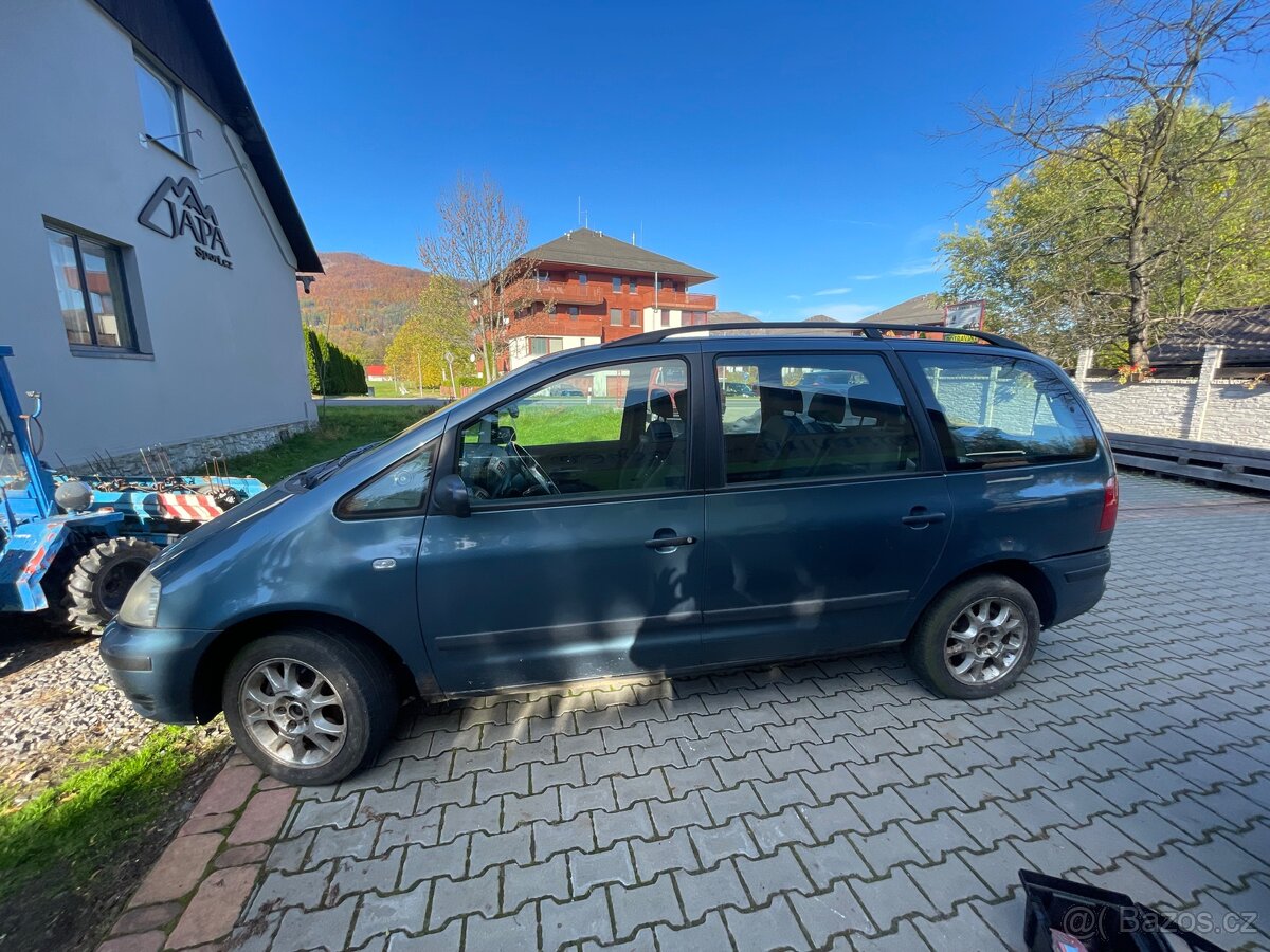Volkswagen Sharan 1.9TDI - 5