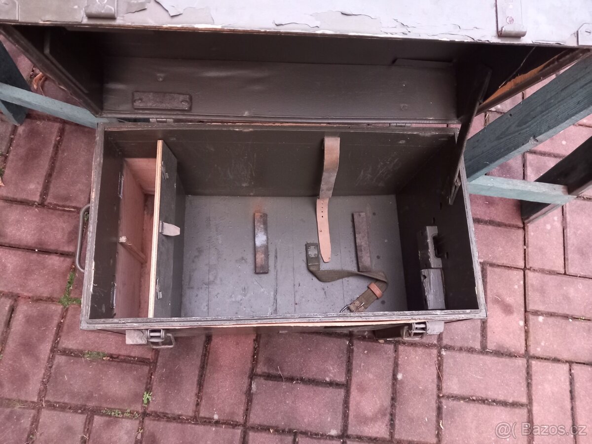 Vojenská radiostanice R-109d - 5