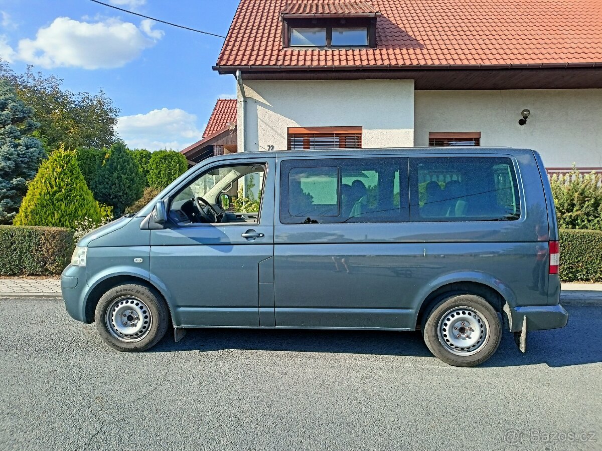 VW Multivan T5 2.5 TDI - 5