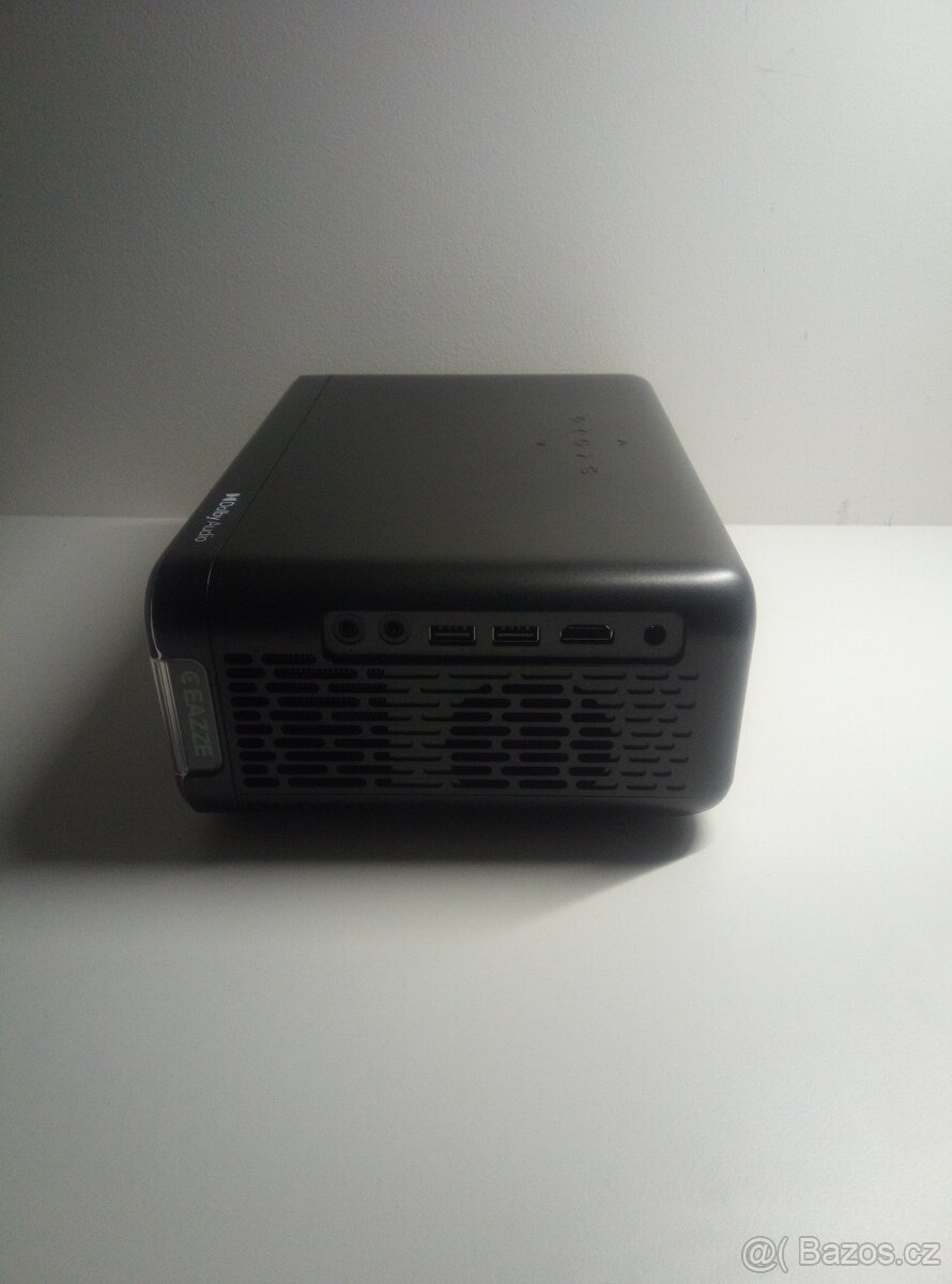 Chytrý projektor 2025 se zvukem Dolby Sound a rozlišením 4K, - 5