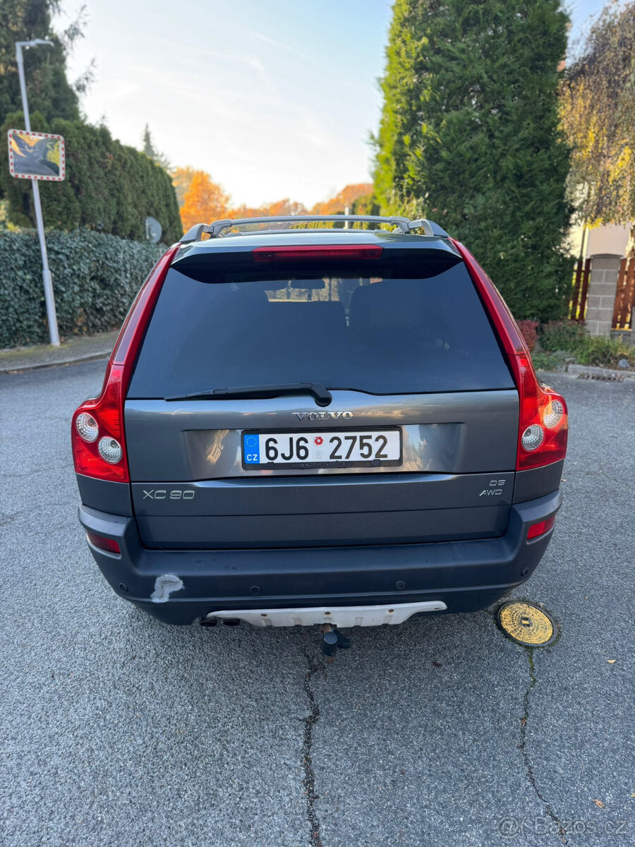 Volvo XC90, D5 AWD, 2.4 diesel – 7 míst - 5