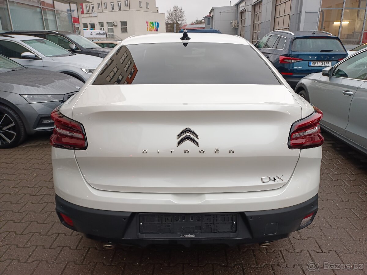 Citroën C4 X 1.2 96kW AUT. ACC 31tkm - záruka Autodraft - 5