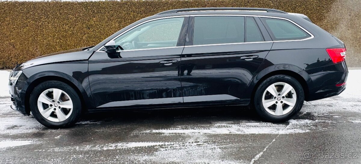 Škoda Superb 2,0 TDI DSG KOMBI,2/2022,NAVI,LED - 5