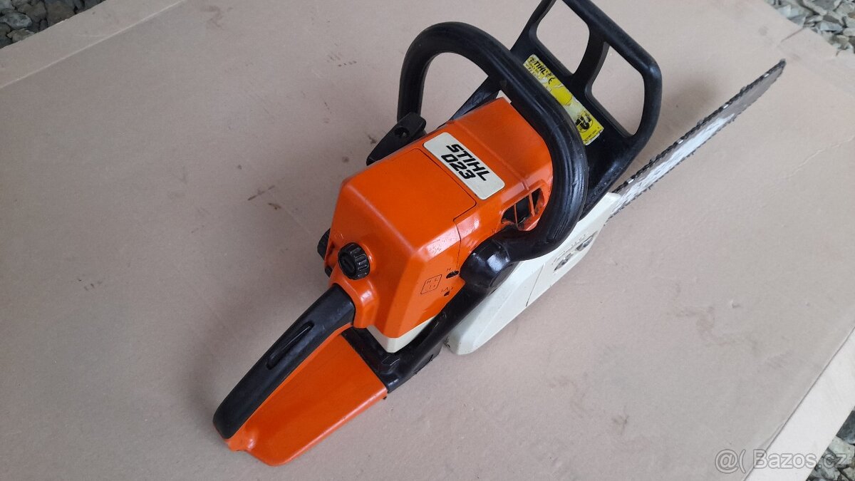 Motorová pila Stihl 023 - 5