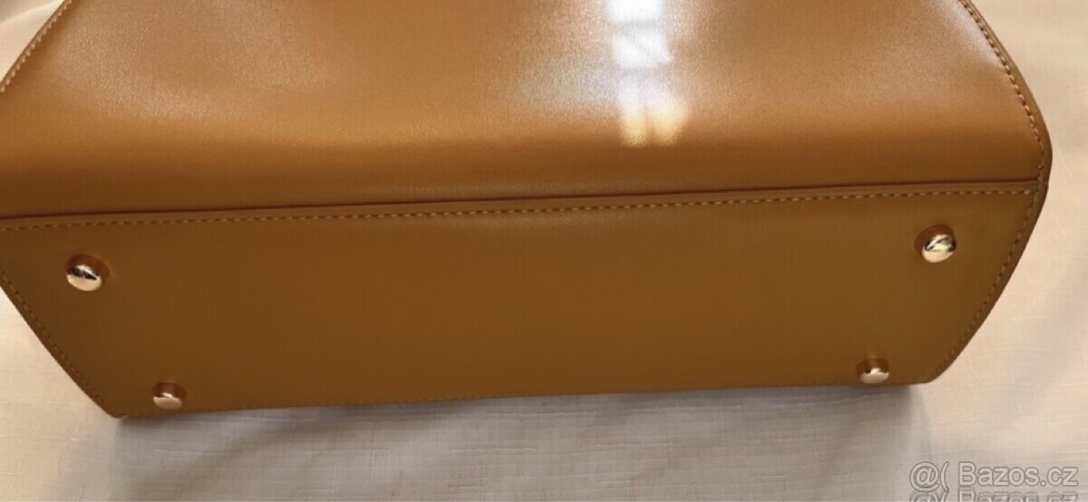 Nová kožená kabelka do ruky (Vuch) - 5