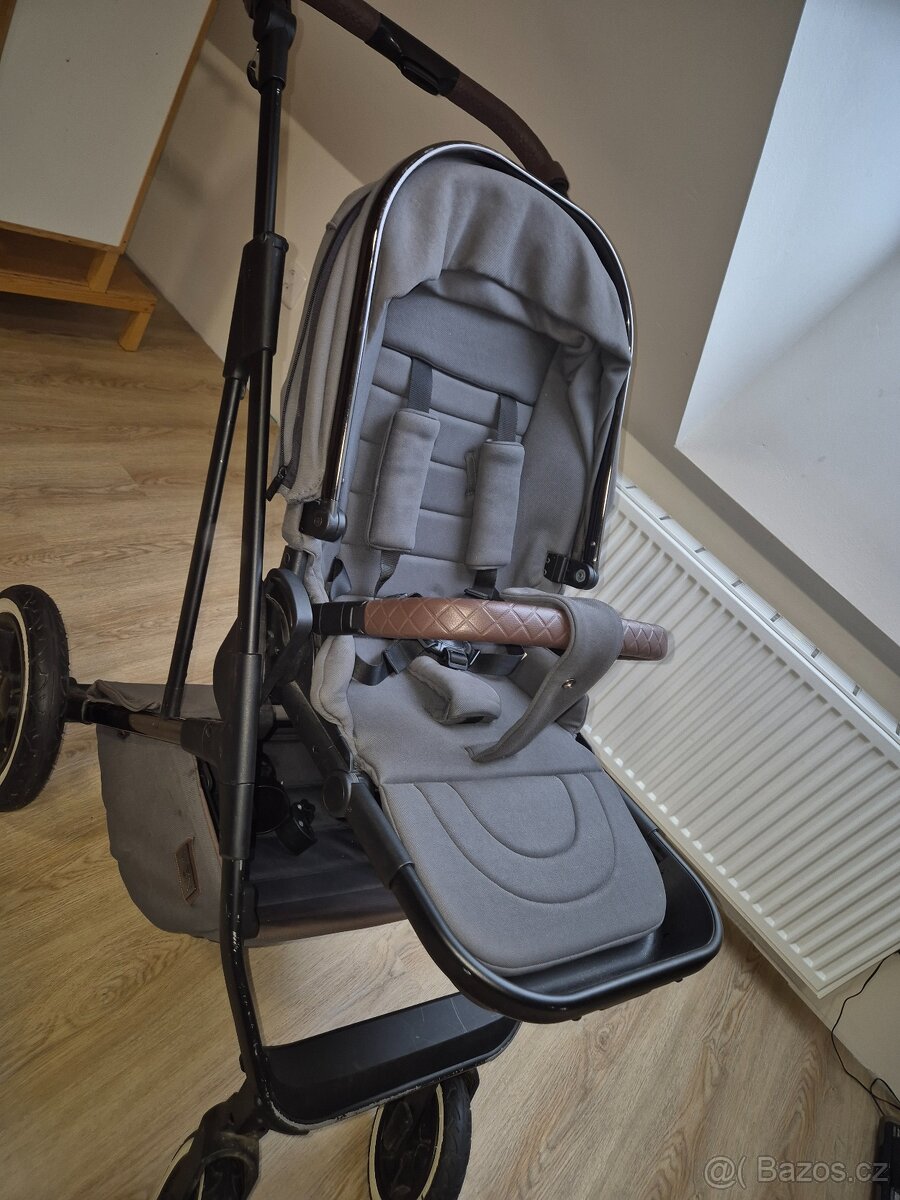 Kočárek Moon Rocca Edition Antracit - 5