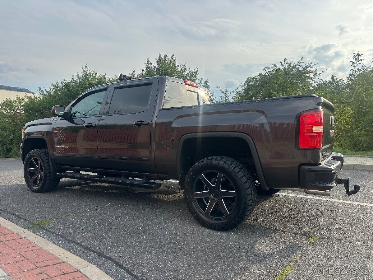 ///// Chevrolet Gmc Sierra 5.3 V8 automat 4x4 4x2 2015 /////