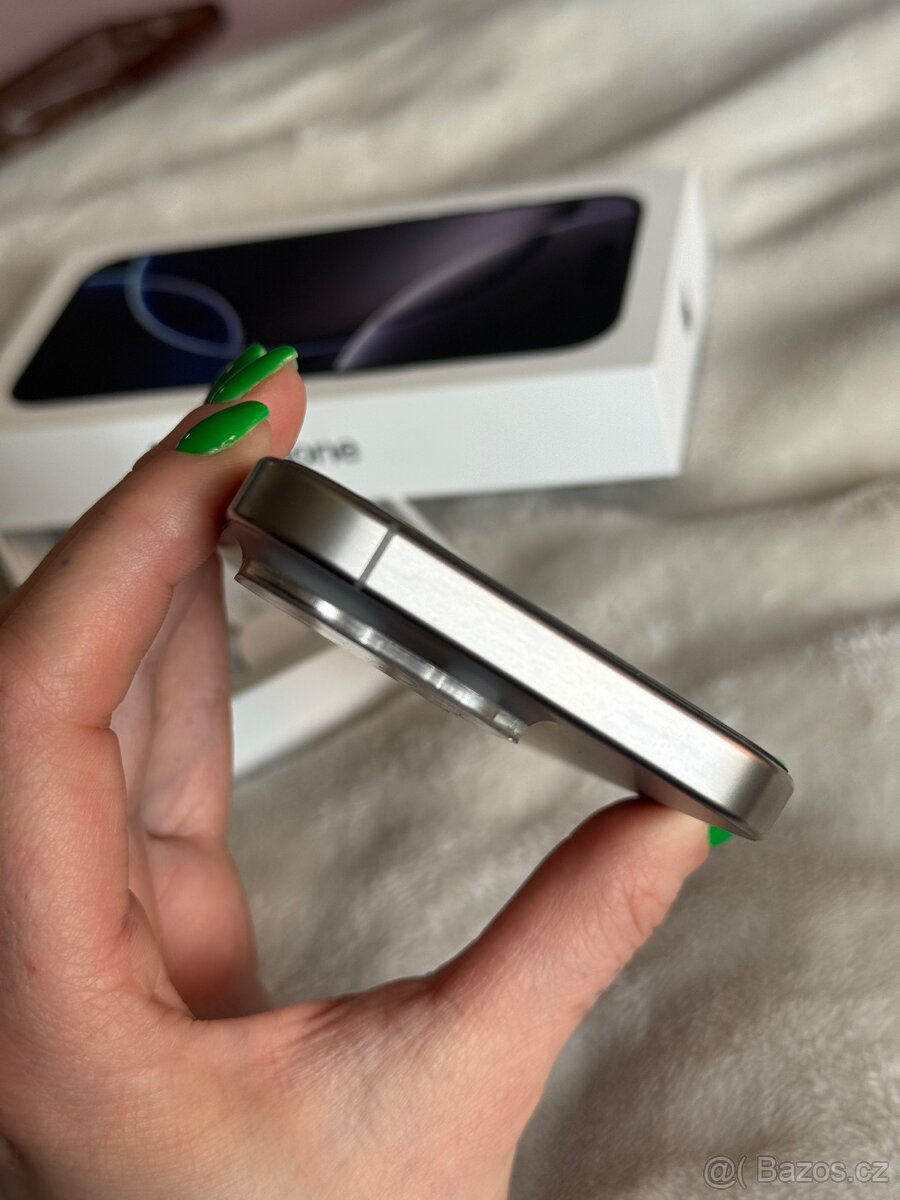 iPhone 15 PRO 256gb Desert Titan - 5