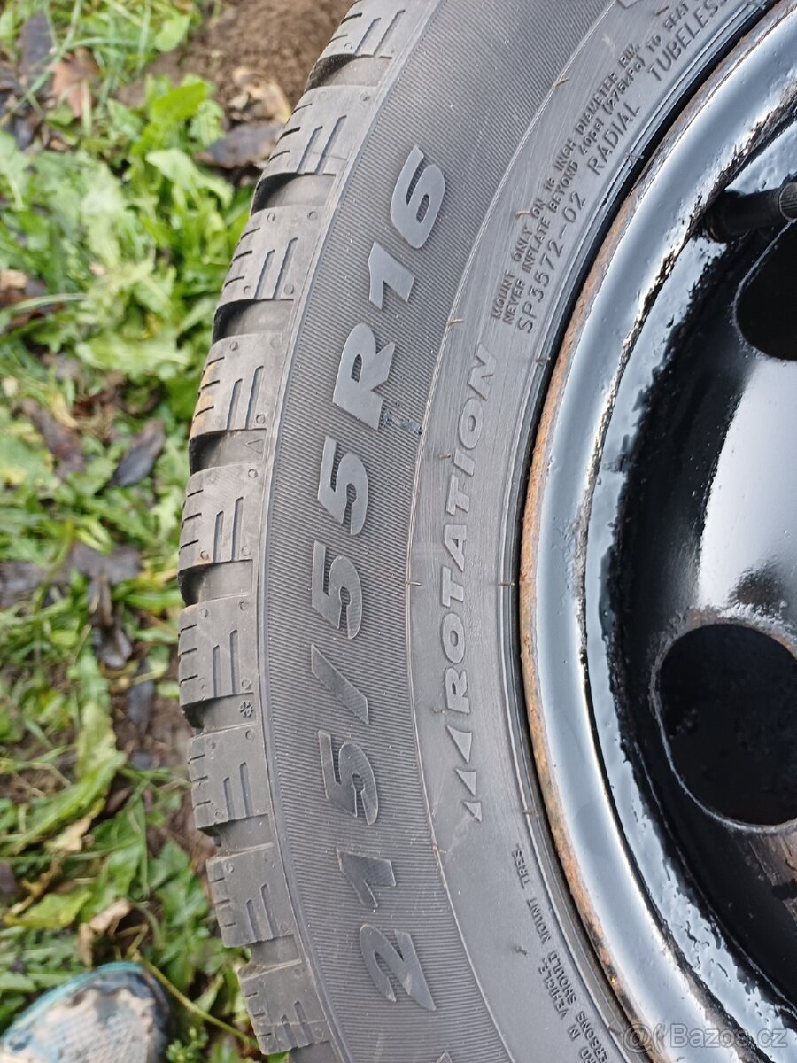 Zimní pneu na discich 215/55 R16 - 5