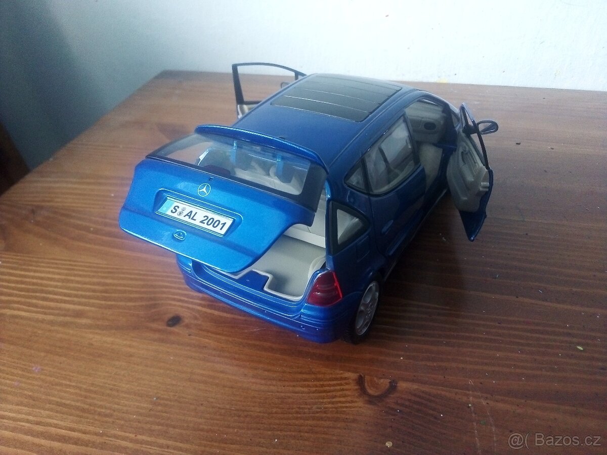 Modely 1:18 Citroën MB Fiat 500 - 5