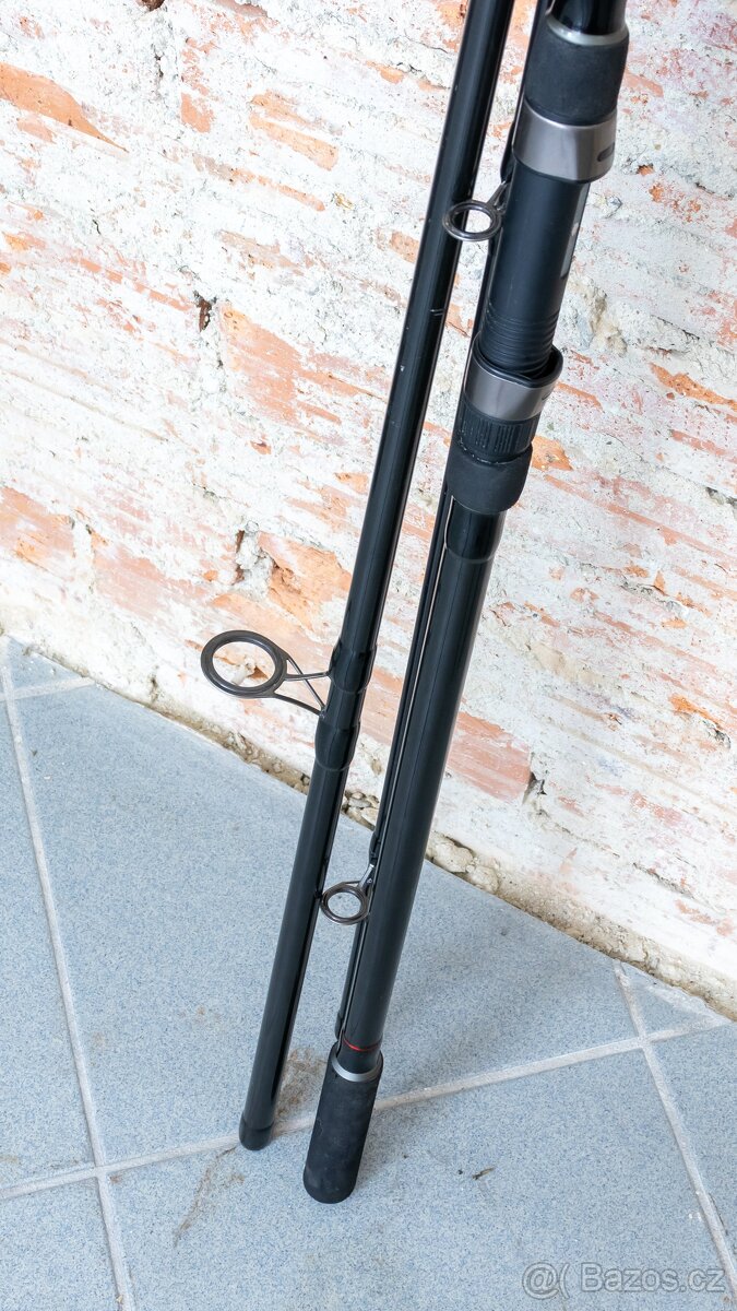 Kaprový třídílný prut JRC Contact 1203 360 cm/3 lb - 5