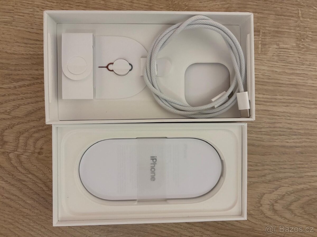 iPhone 16 Pro 128 GB v záruce - 5