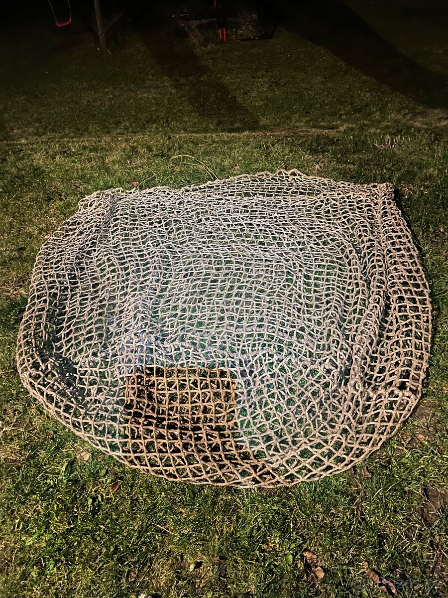 Rohové příkrmiště pro koně + síť - 5