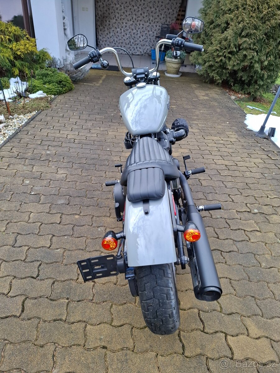 Harley Davidson Street Bob 107 - 5