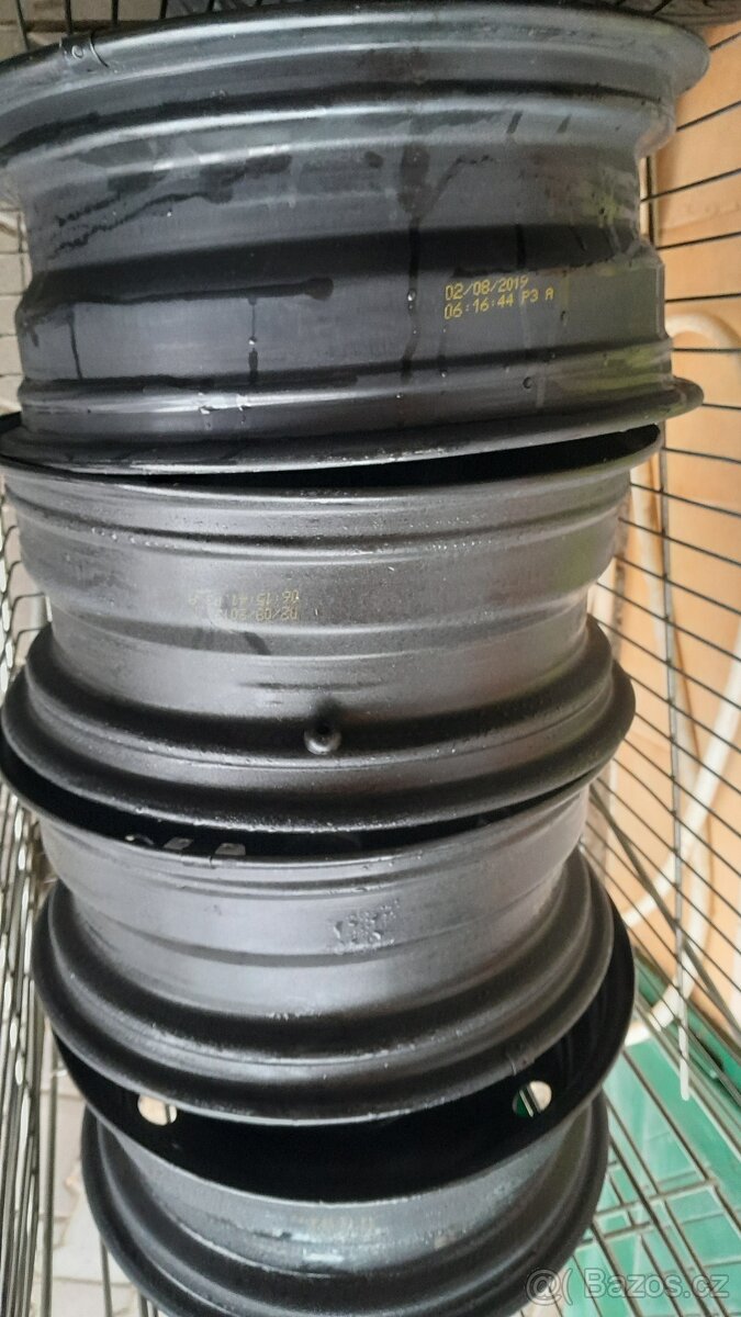 Prodám 4x plechové disky R15 Škoda Fabia 2 NOVÉ - 5