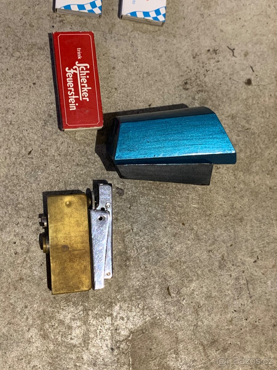 Zapalovače,sirky,krabyčky od cigaret - 5