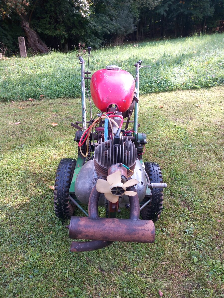 Traktůrek domácí výroby - "Tera" - 5