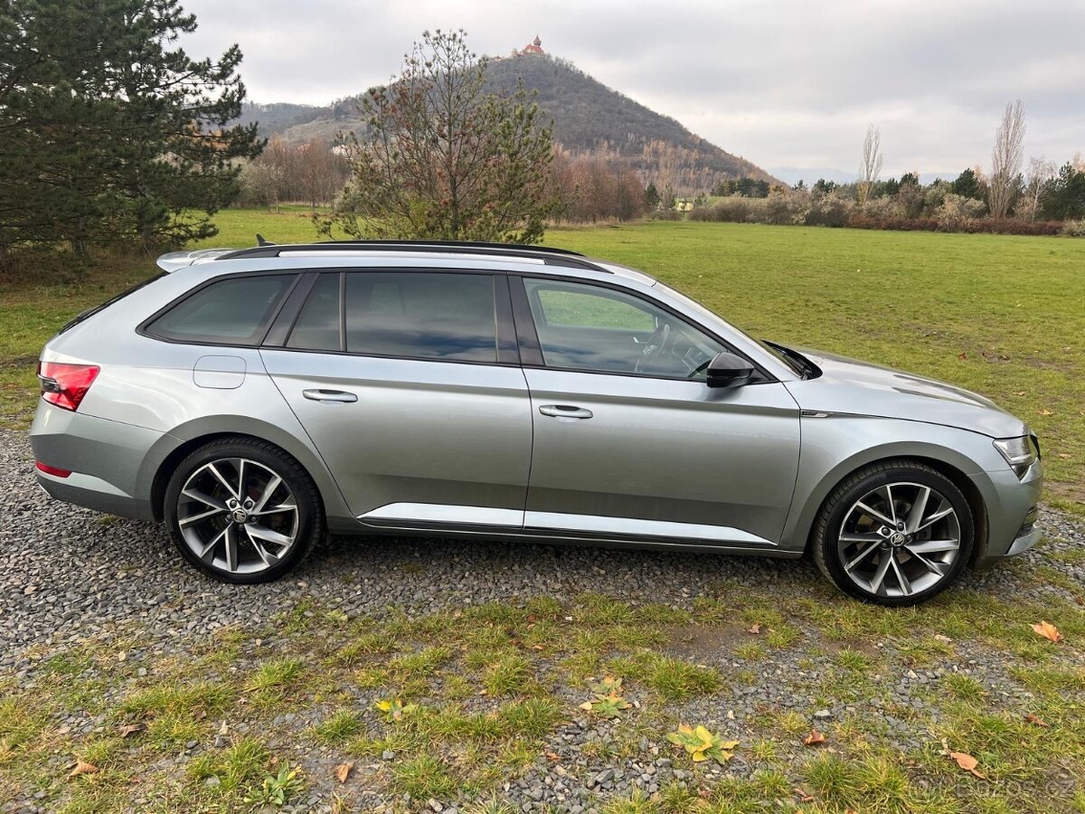 ŠKODA SUPERB KOMBI 1.4 TSi iV SPORTLINE - 5