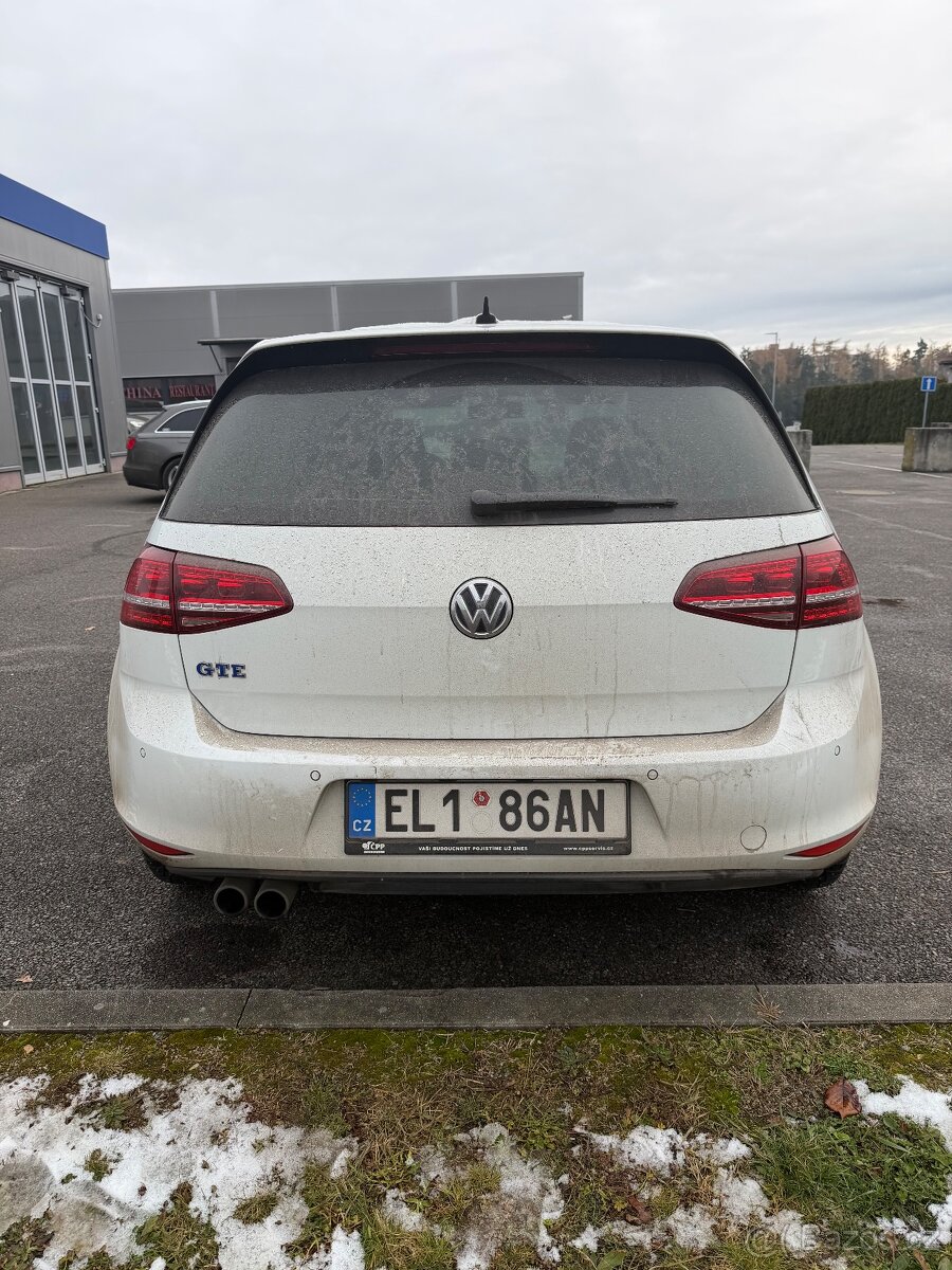 TOP: VW Golf VII GTE HYBRID - 5