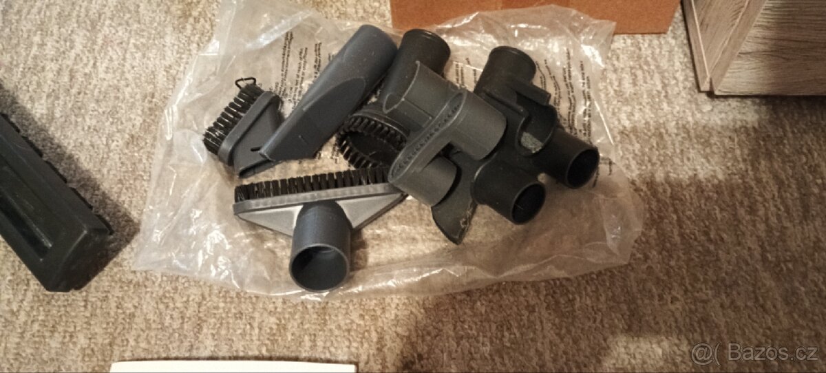 Vysavač ETA na mokré i suché vysávání - 5