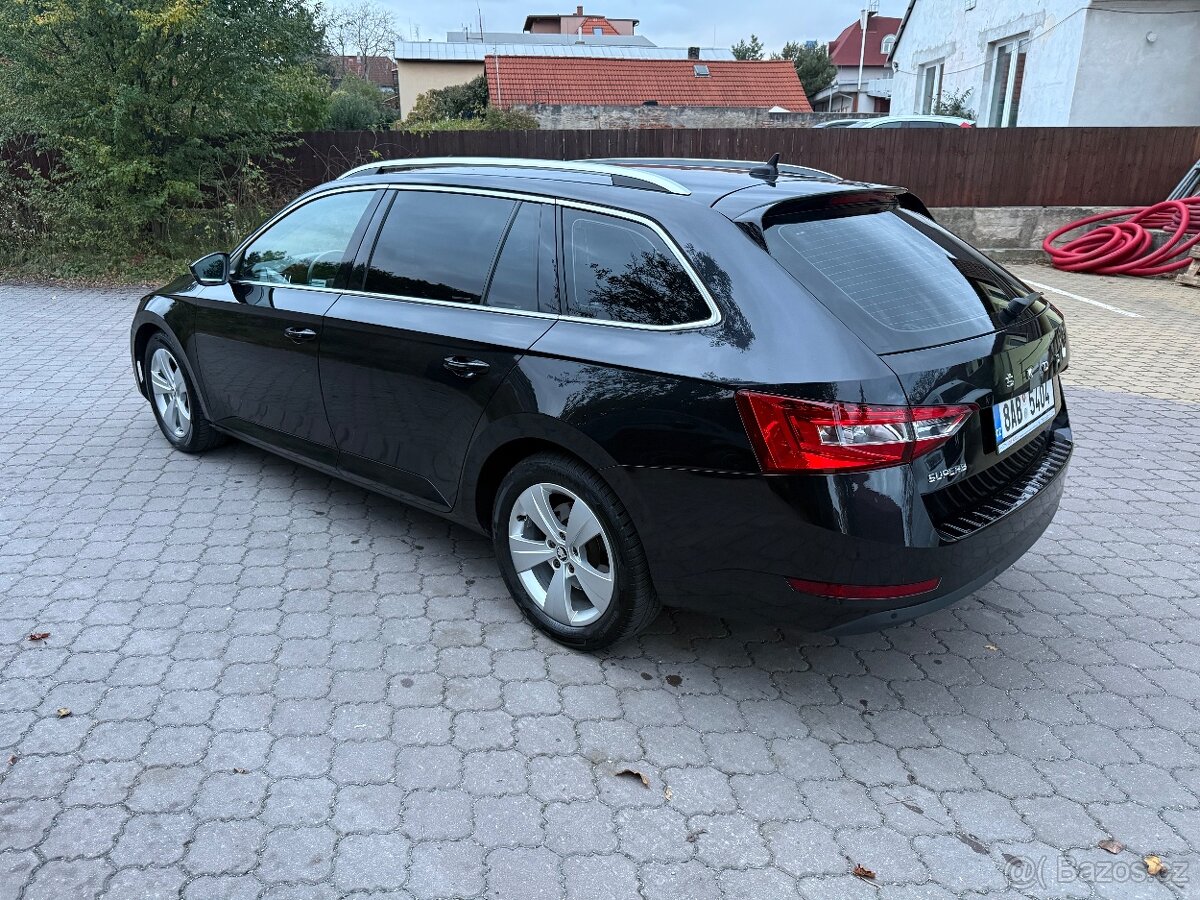 PRONÁJEM VOZIDLA SKODA SUPERB SPORT LINE, 2.0 TDi, DSG, R.V. - 5