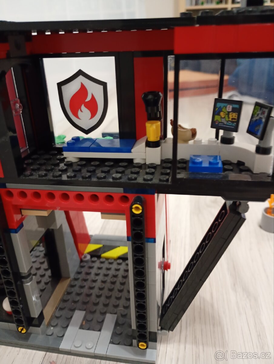 Lego city hasičská stanice 60414 - 5