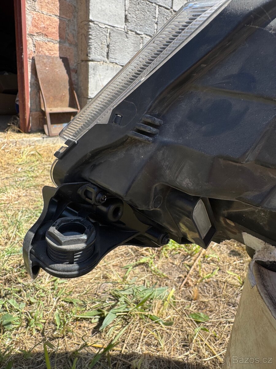 Škoda Fabia 3 pravé světlo - 5