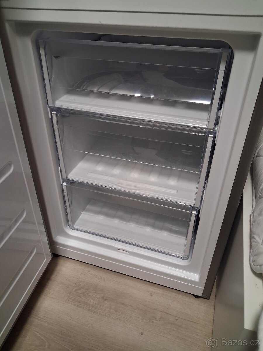 Lednice s mrazákem - 5